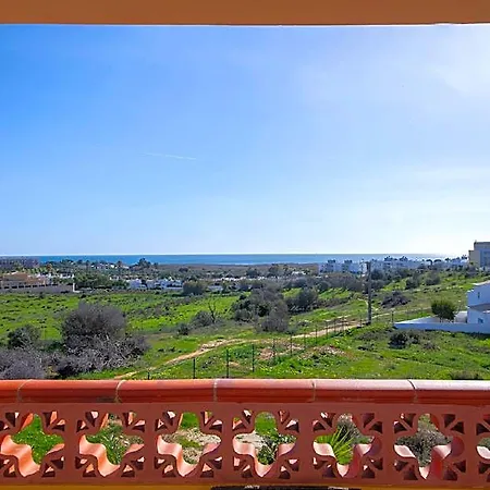 B47 - Walkway Beachview Place Szálloda 3*