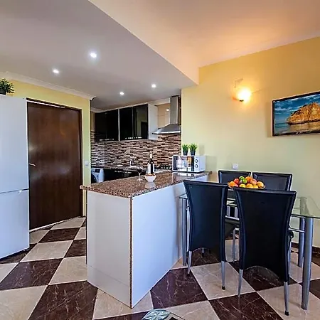 Szálloda B47 - Walkway Beachview Place 3*