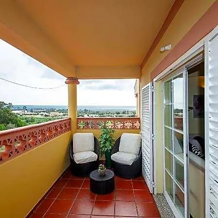 B47 - Walkway Beachview Place 3* Lagos